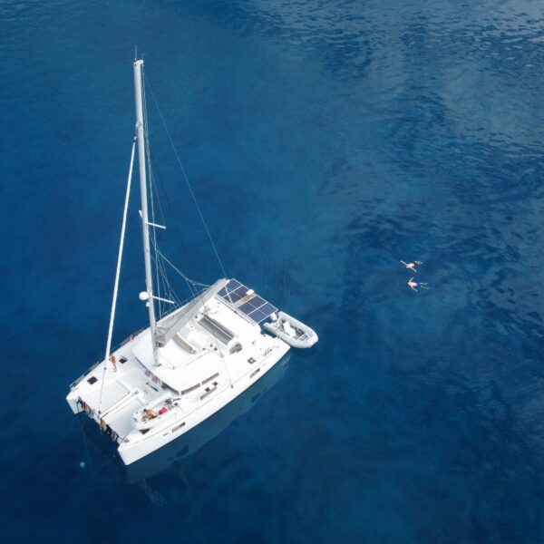 Blue water cruising catamaran